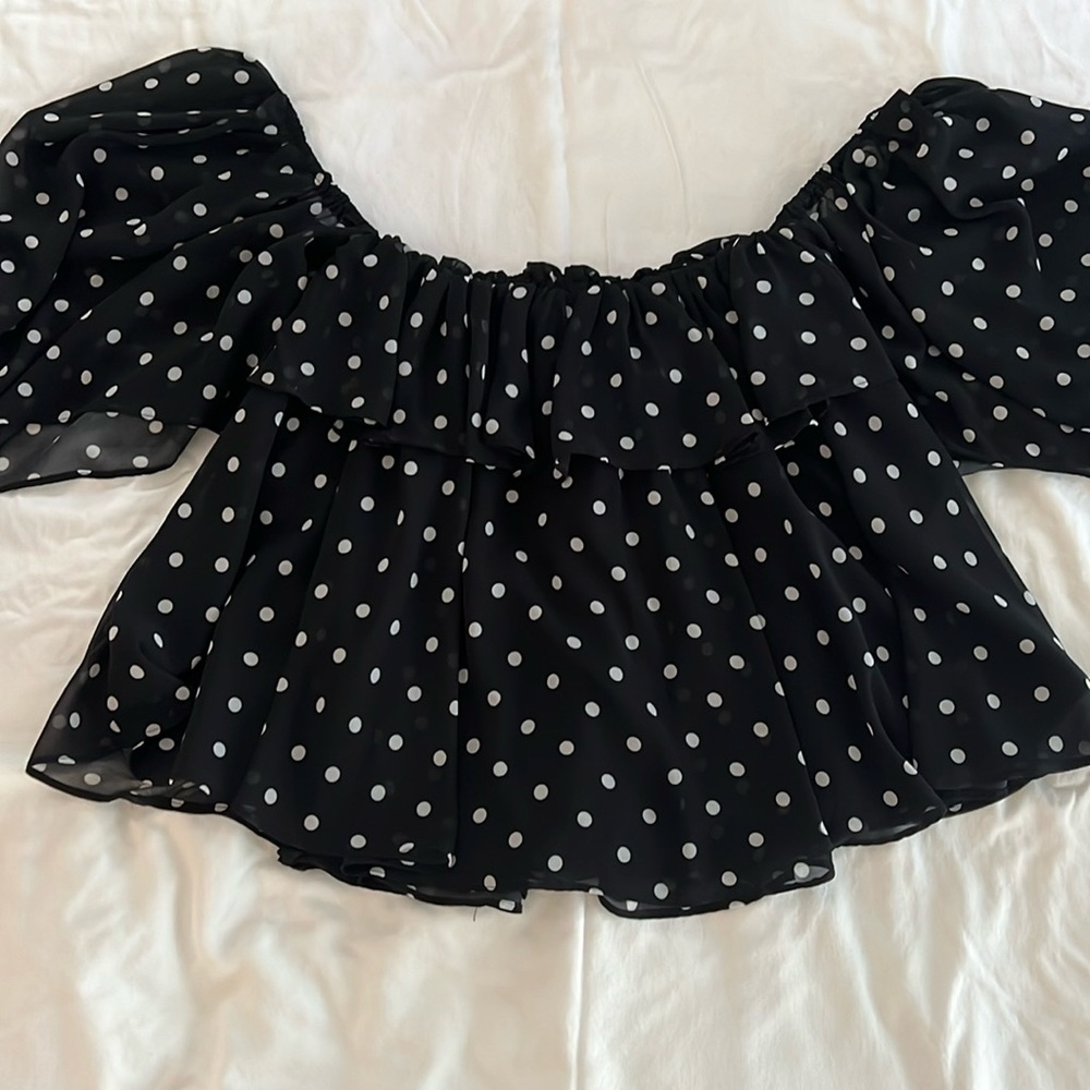 Black and White Chiffon Flowy Blouse Size Small